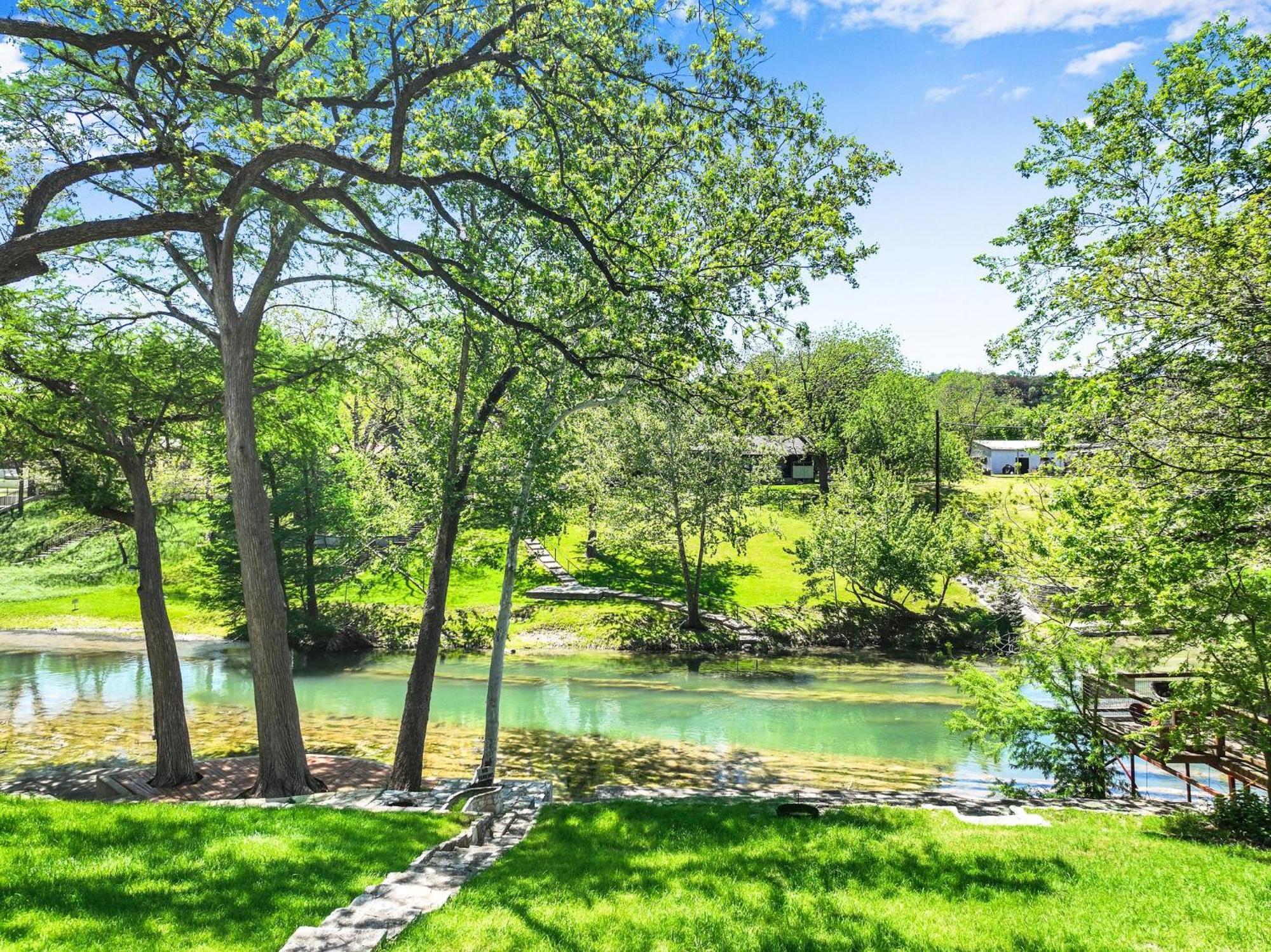 Pecan Creek Cottage Canyon Lake Exterior photo