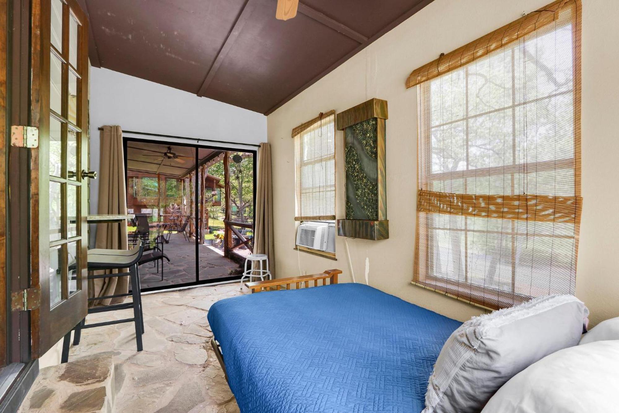 Pecan Creek Cottage Canyon Lake Exterior photo